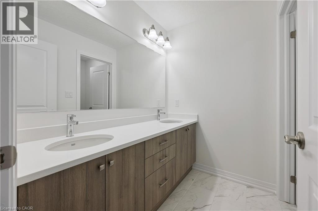 107 Winter Wren Crescent, Kitchener, Ontario  N2P 0K7 - Photo 34 - 40796650