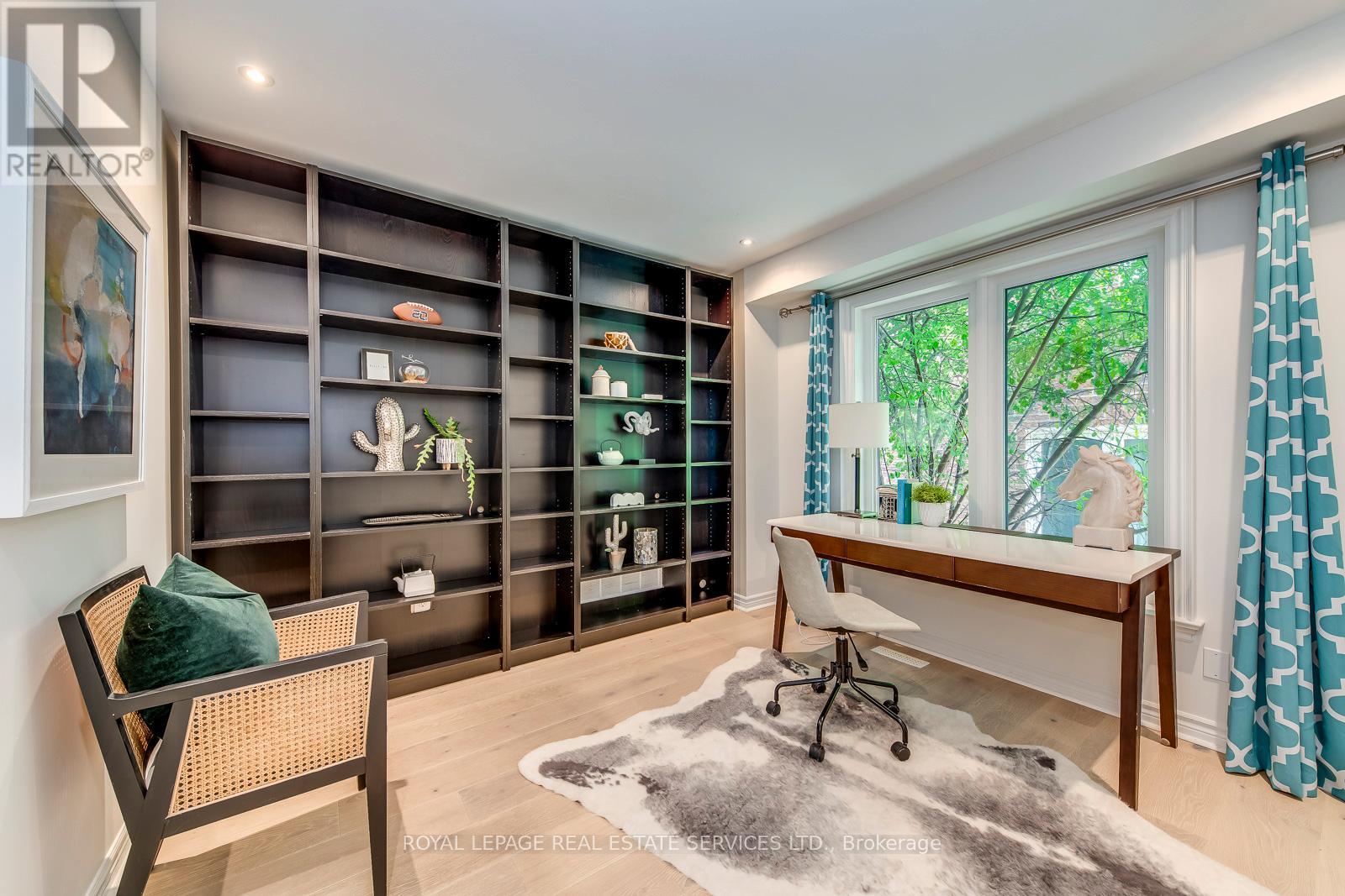 1387 Bayshire Drive, Oakville, Ontario  L6H 6E7 - Photo 24 - W12675256