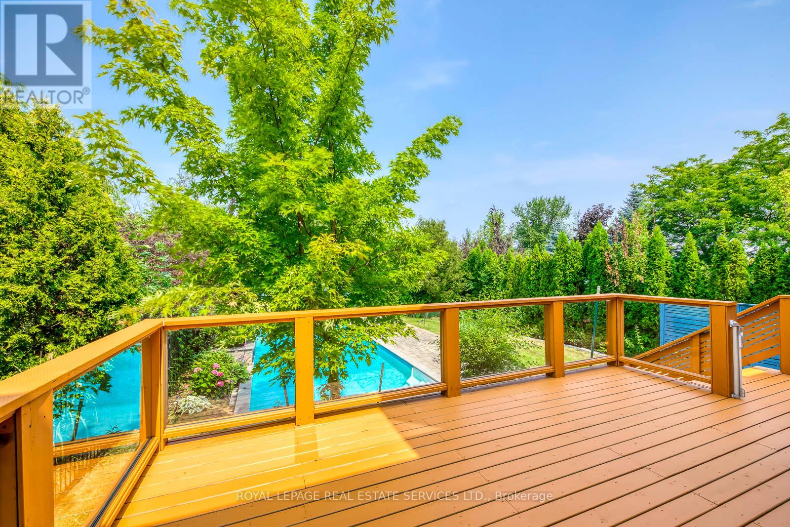 1387 Bayshire Drive, Oakville, Ontario  L6H 6E7 - Photo 47 - W12675256