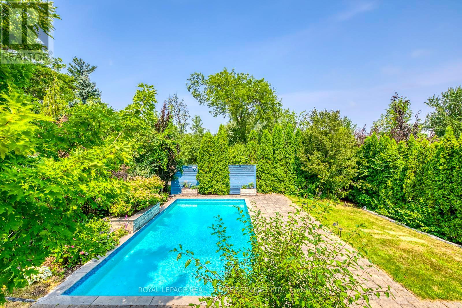 1387 Bayshire Drive, Oakville, Ontario  L6H 6E7 - Photo 48 - W12675256