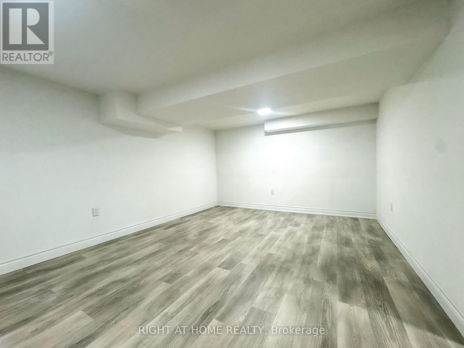 10 - 3360 The Credit Woodlands, Mississauga, Ontario  L5C 2J8 - Photo 18 - W12675260