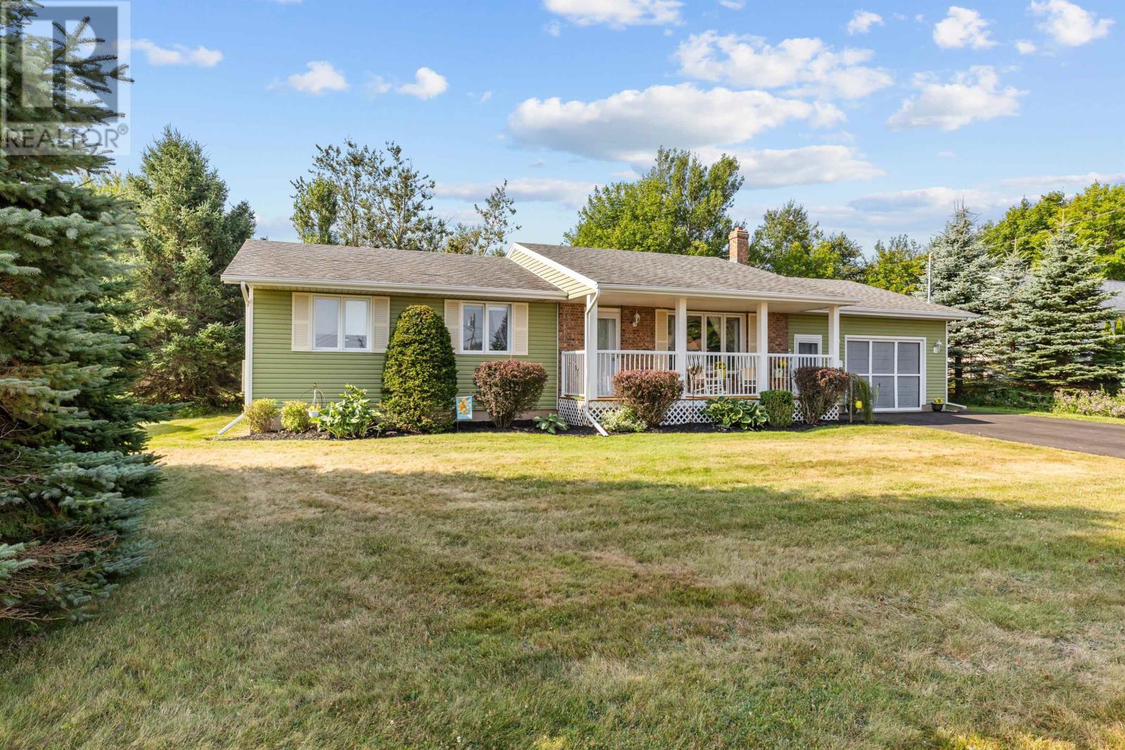 112 Burkeshire Drive, Summerside, Prince Edward Island  C1N 6C5 - Photo 3 - 202600383