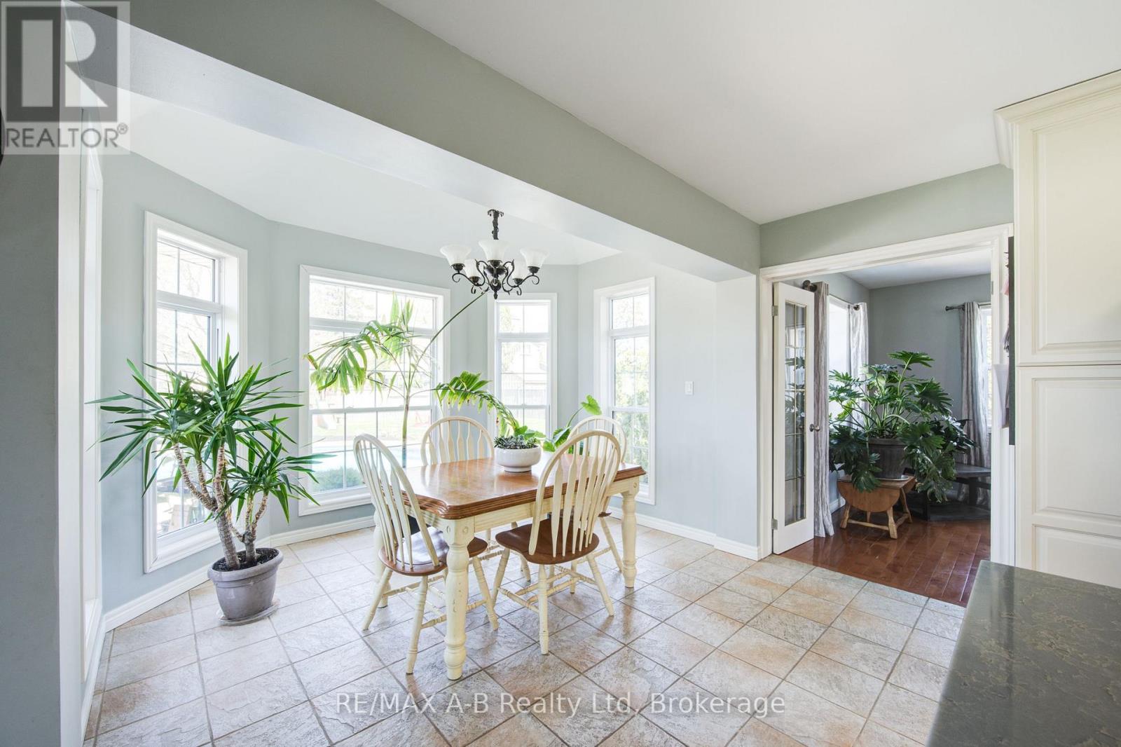 101 Rudy Avenue, East Zorra-Tavistock, Ontario N0B 2R0 - Photo 12 - X12139631