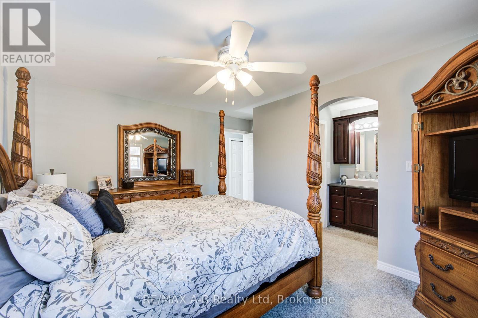 101 Rudy Avenue, East Zorra-Tavistock, Ontario N0B 2R0 - Photo 16 - X12139631