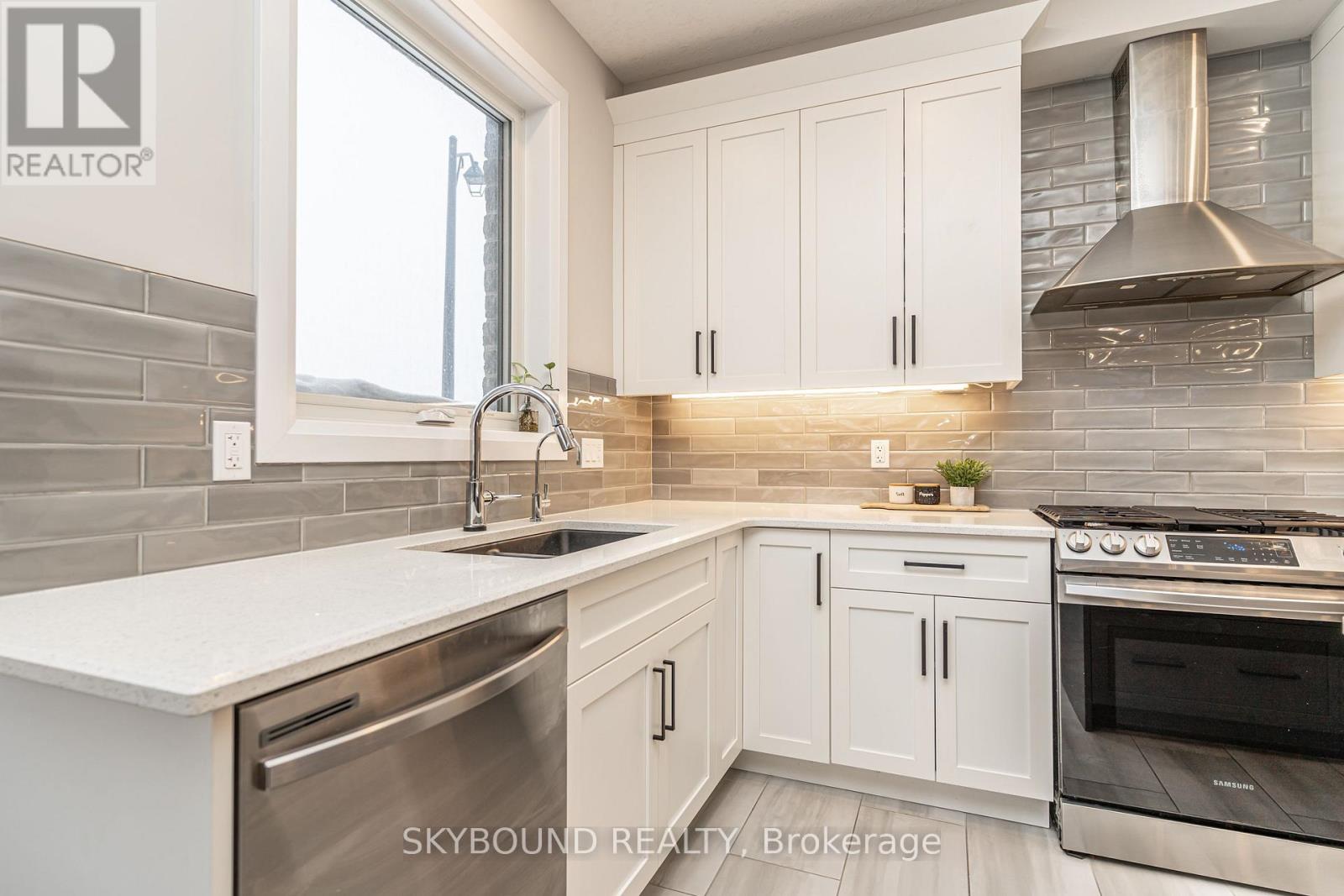 1 Tindall Crescent, East Luther Grand Valley, Ontario  L9W 7R9 - Photo 16 - X12675212