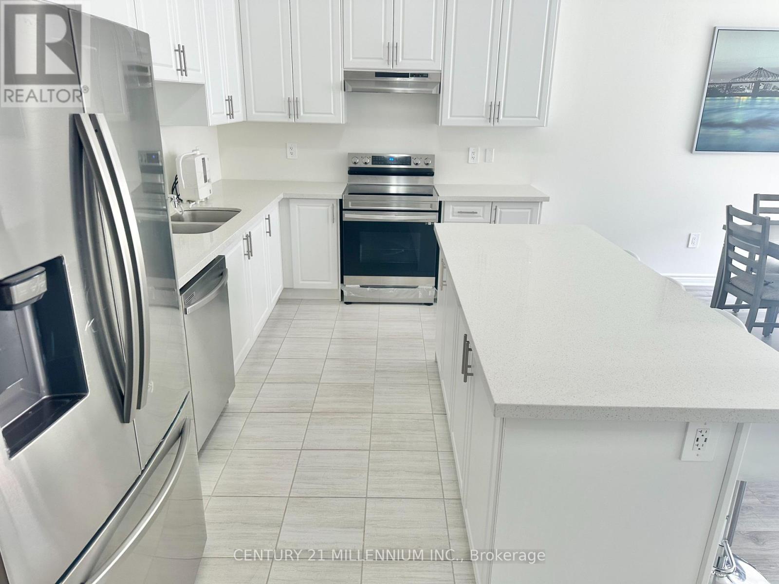 25 Harwood Street, Tillsonburg, Ontario  N4G 0J7 - Photo 9 - X12675282