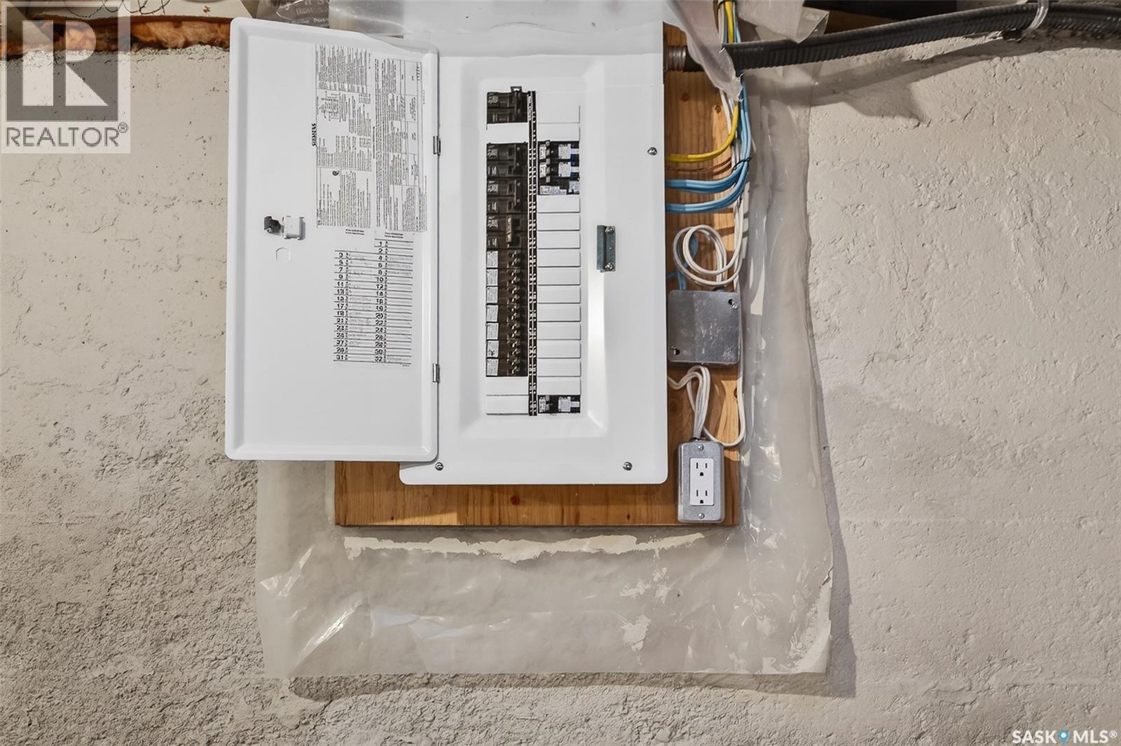 326 Main Street S, Moose Jaw, Saskatchewan  S6H 4V3 - Photo 36 - SK026306