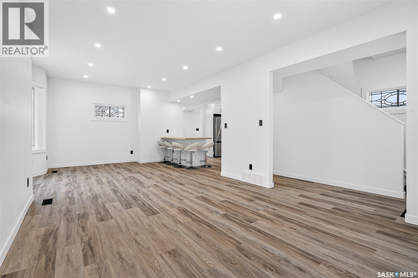 326 Main Street S, Moose Jaw, Saskatchewan  S6H 4V3 - Photo 8 - SK026306