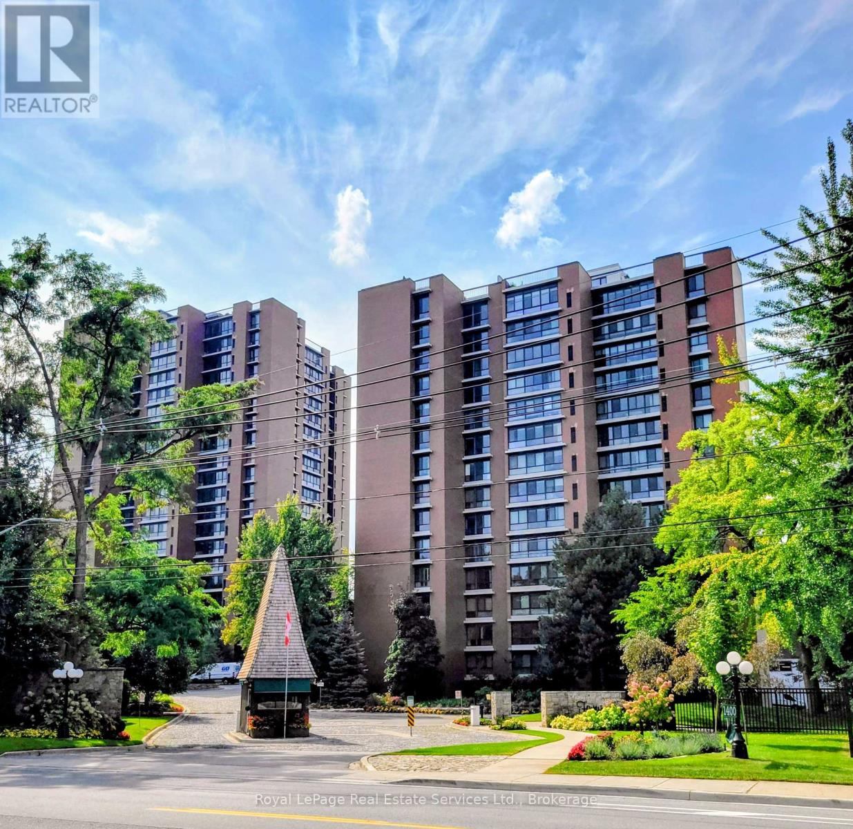 1214 - 1400 Dixie Road, Mississauga, Ontario  L5E 3E1 - Photo 1 - W12675424