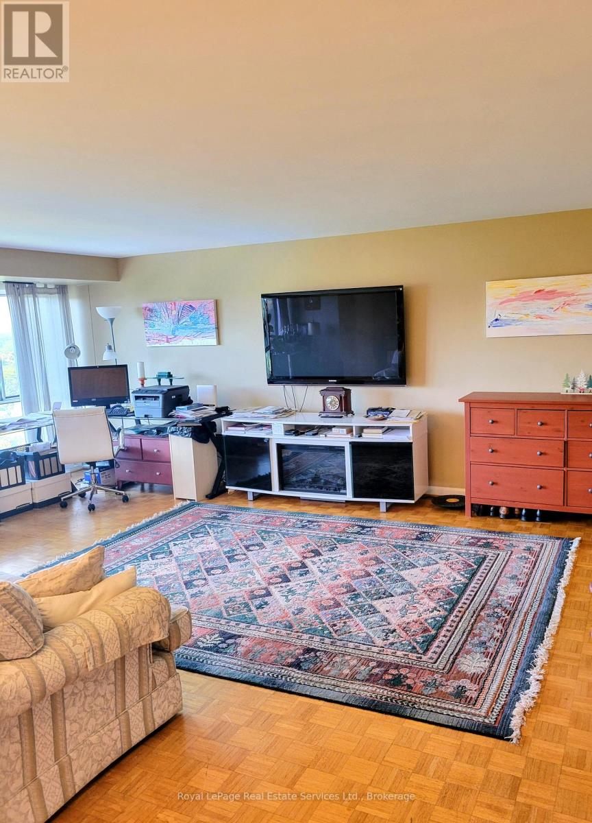 1214 - 1400 Dixie Road, Mississauga, Ontario  L5E 3E1 - Photo 7 - W12675424