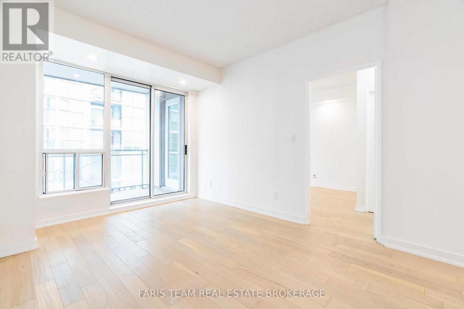 806 - 88 Palace Pier Court, Toronto, Ontario  M8V 4C2 - Photo 16 - W12484367