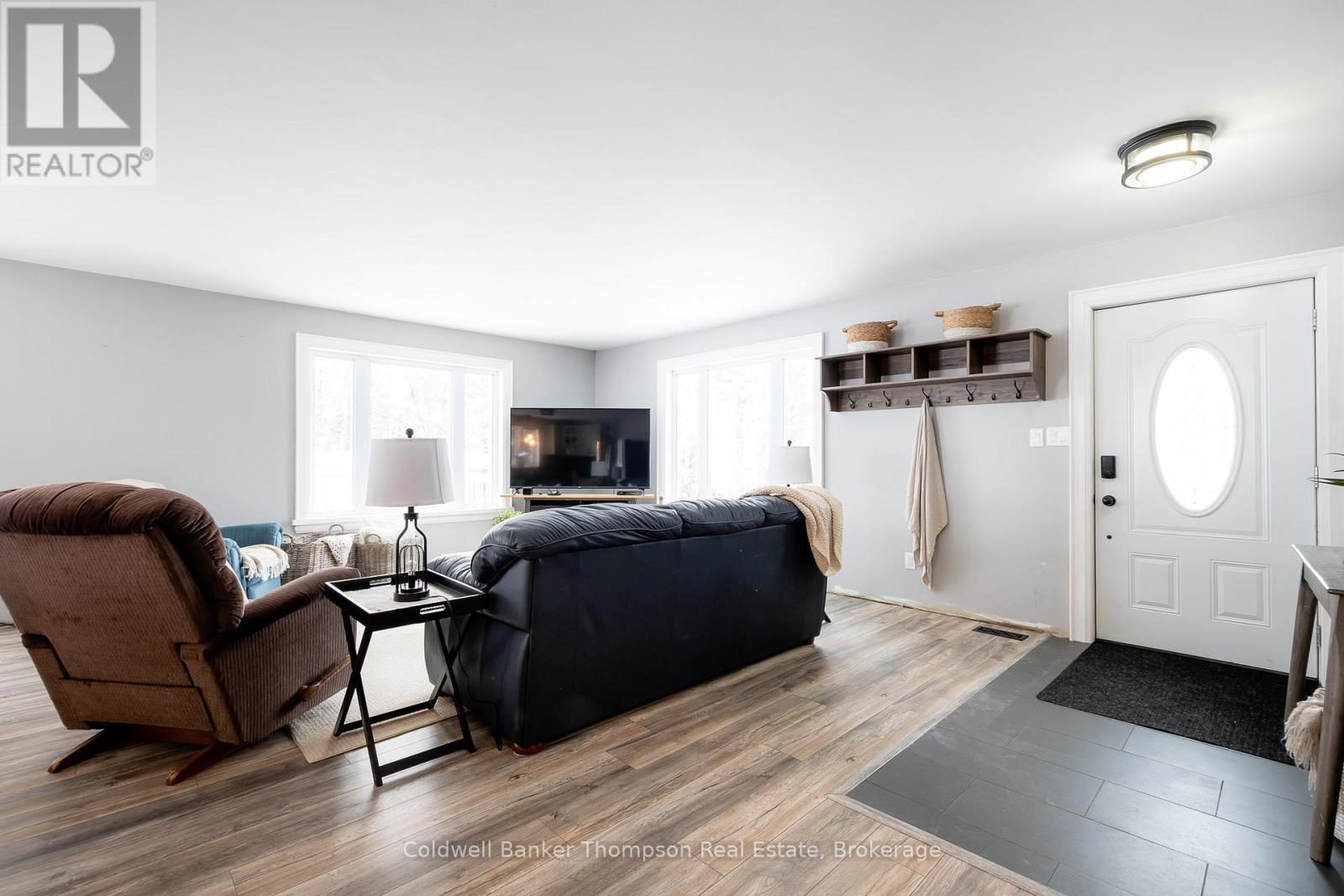 751 Old Muskoka Road, Huntsville, Ontario  P0B 1M0 - Photo 4 - X12675430