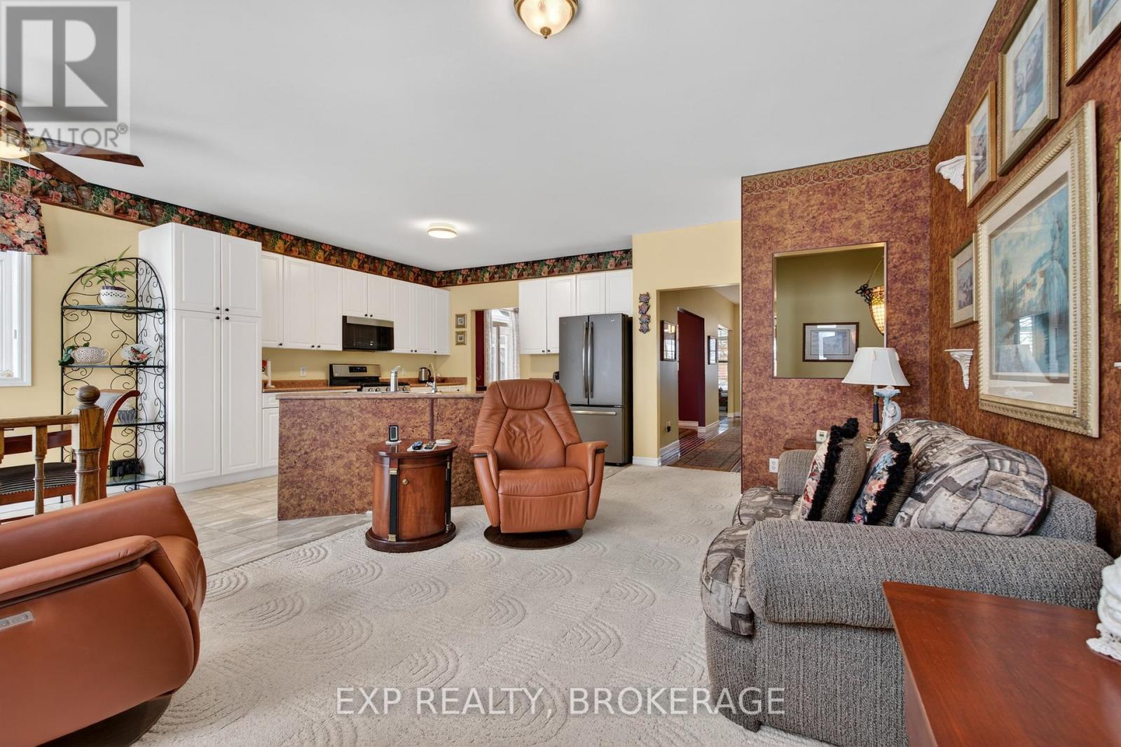 97 Abbey Dawn Drive, Loyalist, Ontario  K0H 1G0 - Photo 12 - X12675304