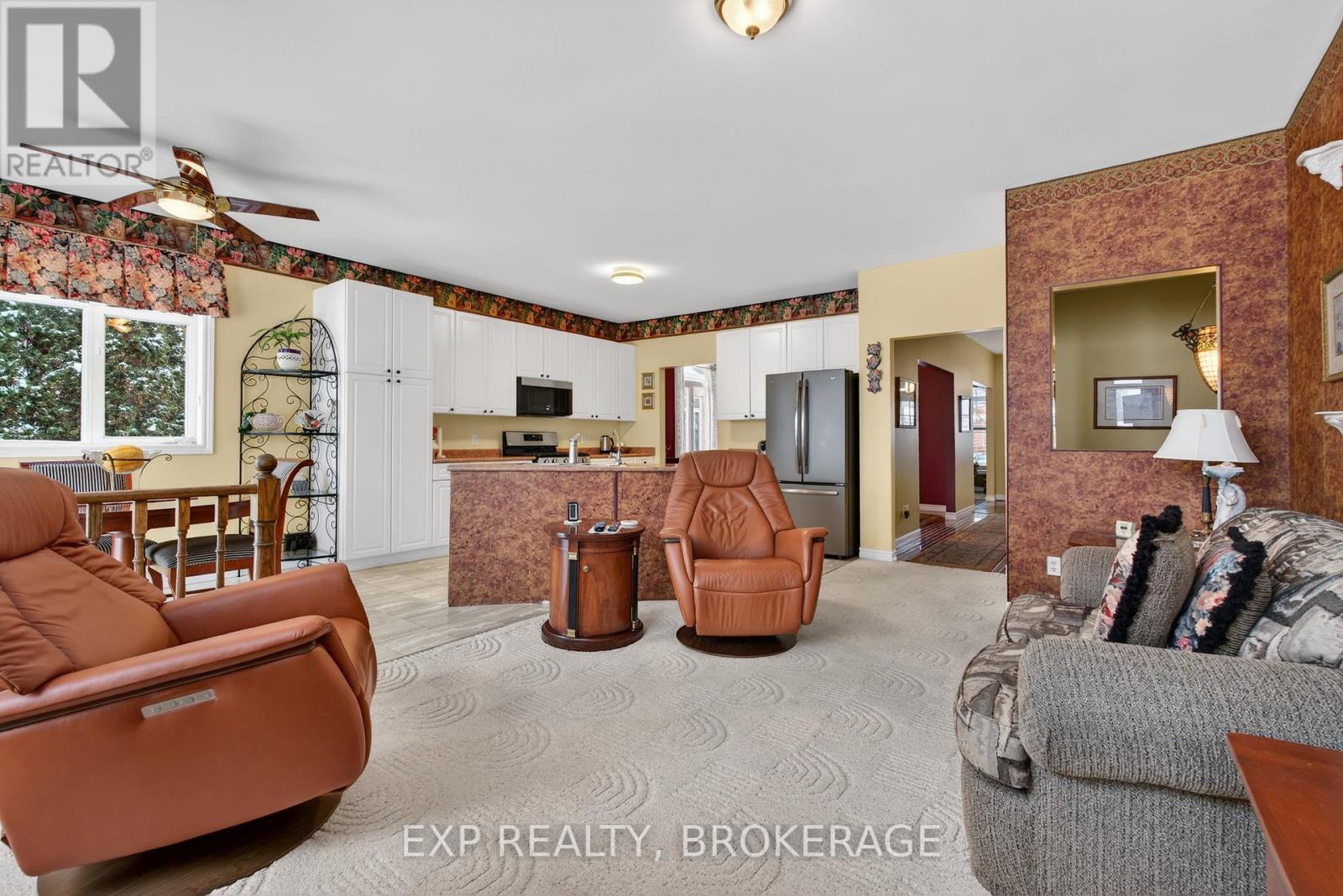 97 Abbey Dawn Drive, Loyalist, Ontario  K0H 1G0 - Photo 13 - X12675304