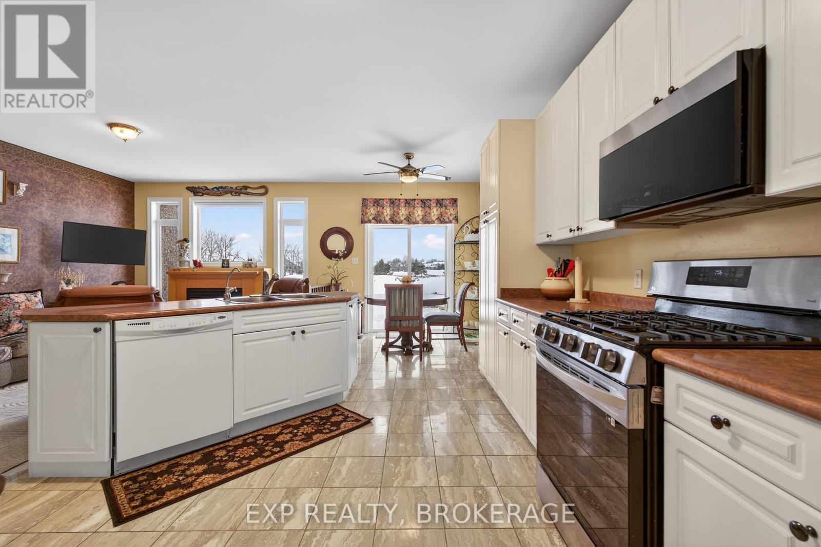 97 Abbey Dawn Drive, Loyalist, Ontario  K0H 1G0 - Photo 20 - X12675304