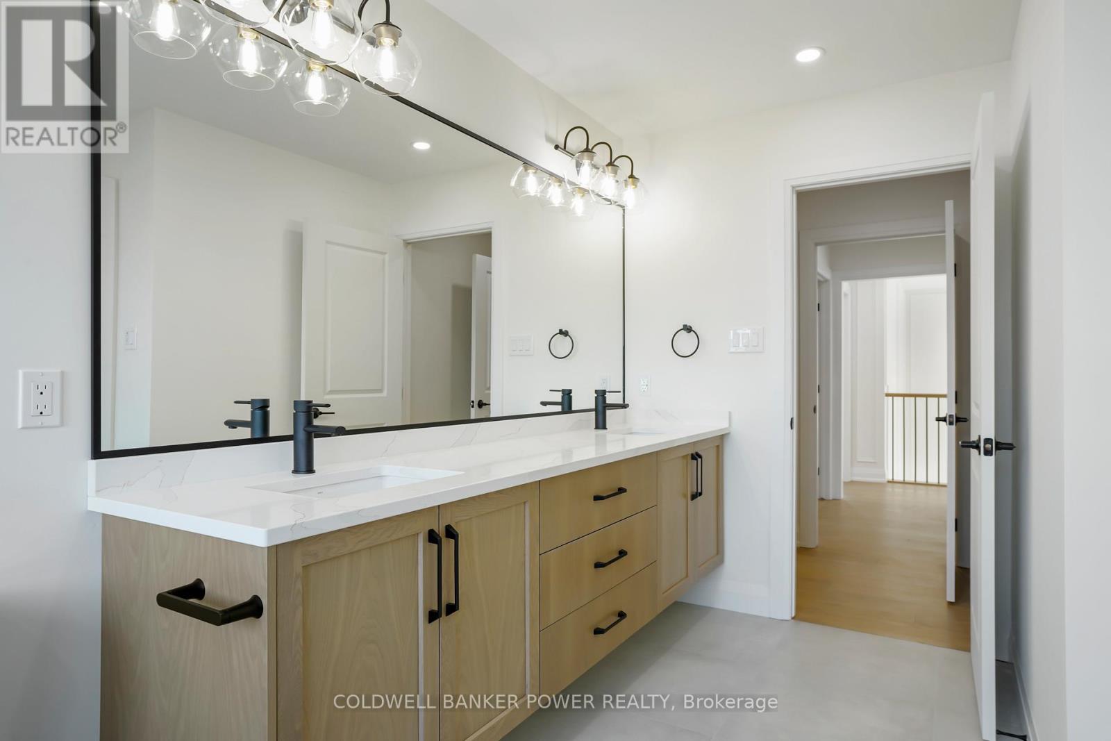 Photo 10 of 15 for 3135 Gillespie Trail