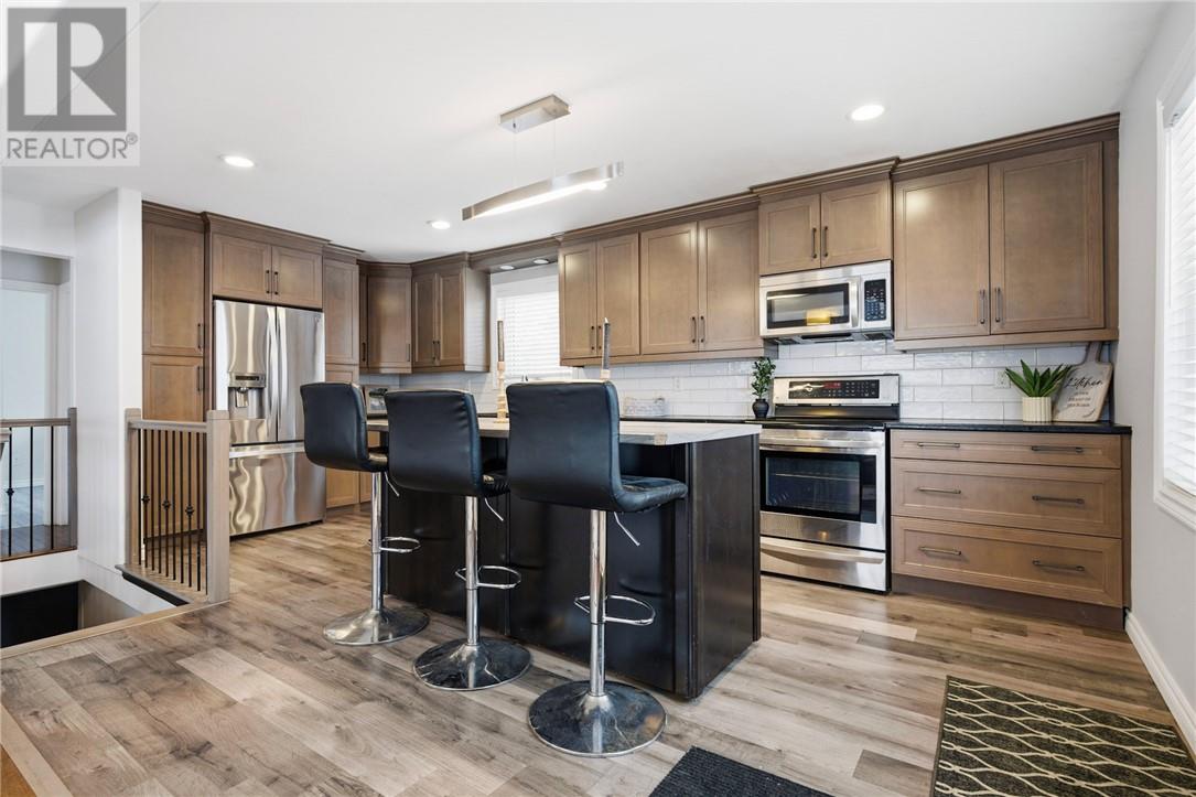 547 Alexander, Sudbury, Ontario  P3A 1R1 - Photo 2 - 2125989