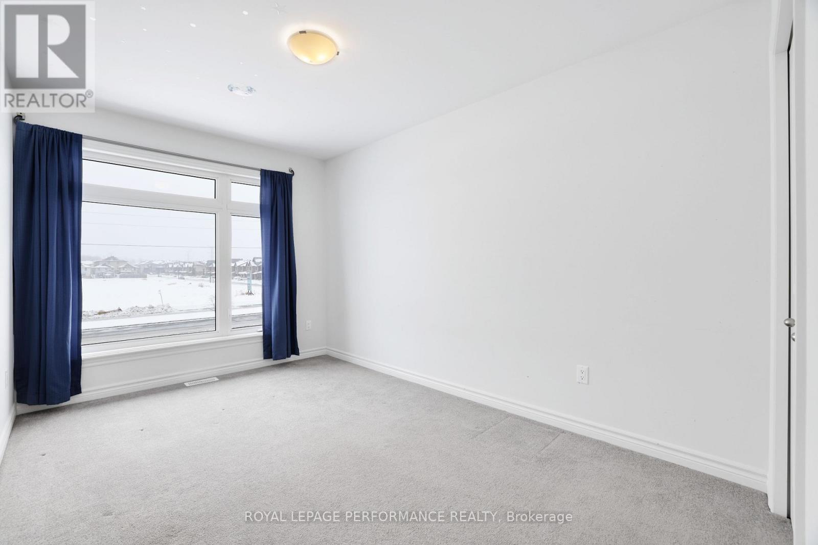 669 Cordelette Circle E, Ottawa, Ontario  K1W 0P2 - Photo 27 - X12675350