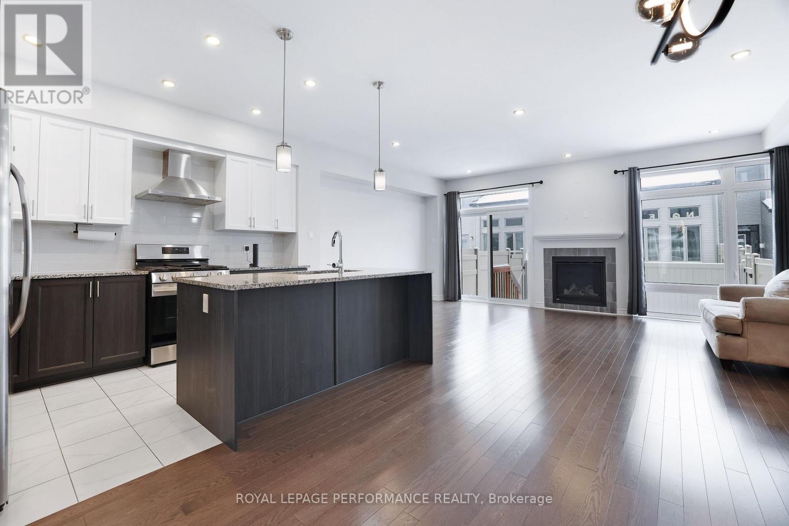 669 Cordelette Circle E, Ottawa, Ontario  K1W 0P2 - Photo 8 - X12675350