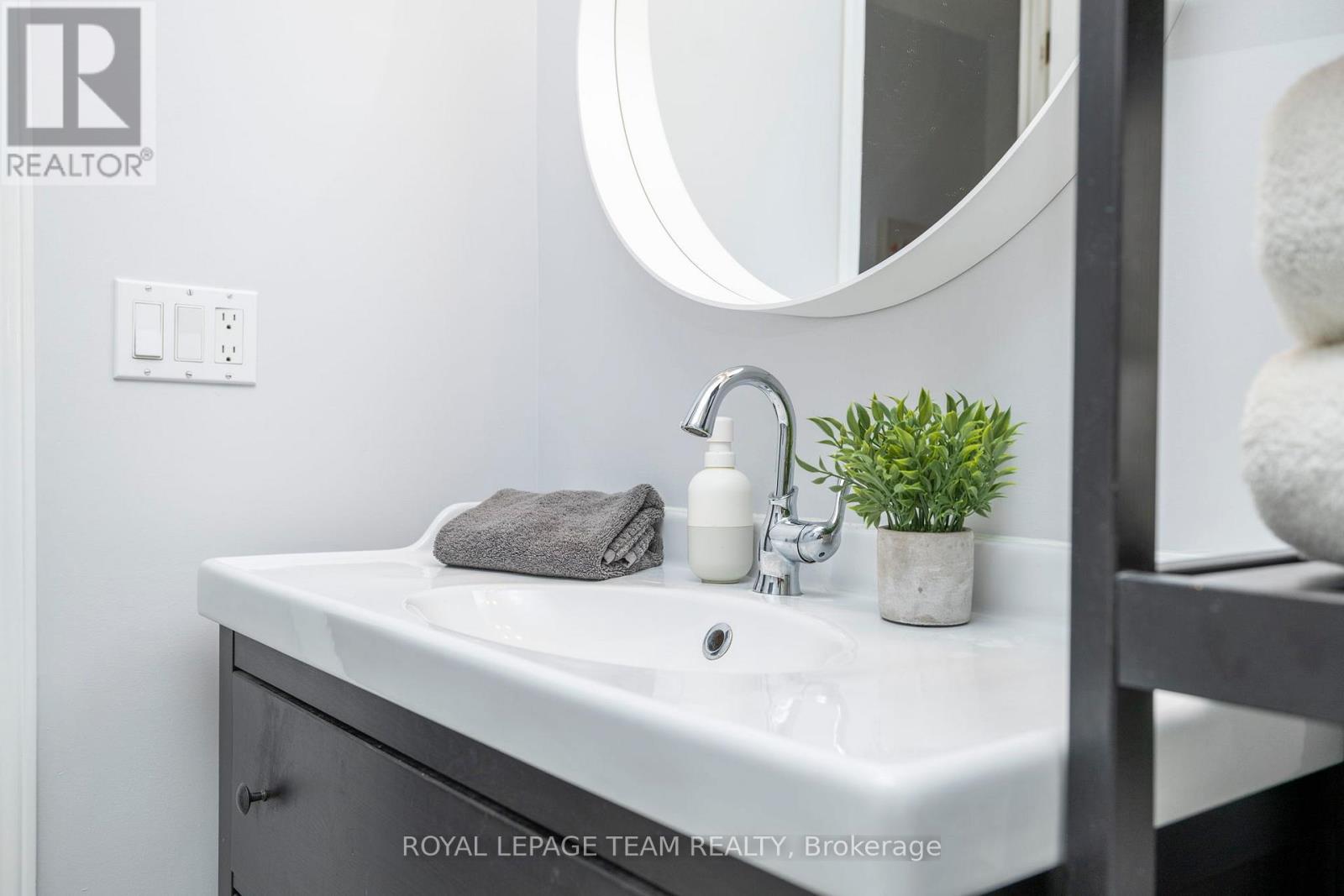 35 Malvern Drive, Ottawa, Ontario  K2J 1M8 - Photo 22 - X12675378