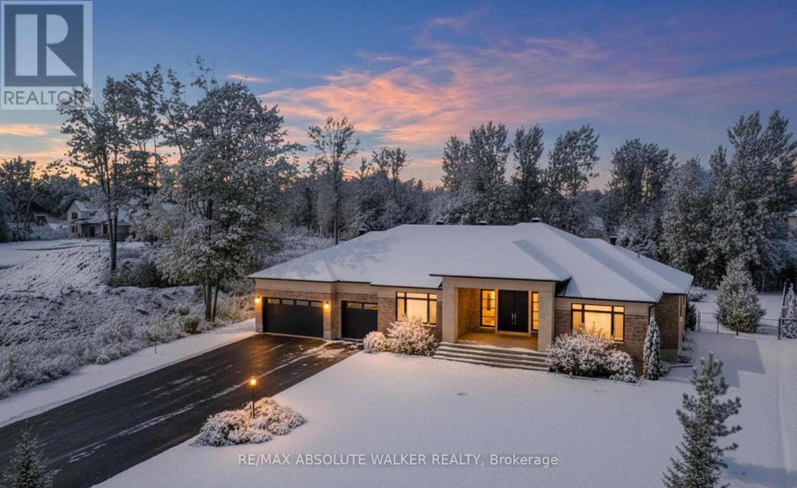 700 MCMANUS AVENUE, Ottawa, Ontario