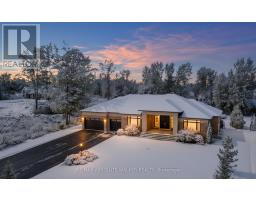 700 MCMANUS AVENUE, Ottawa, Ontario