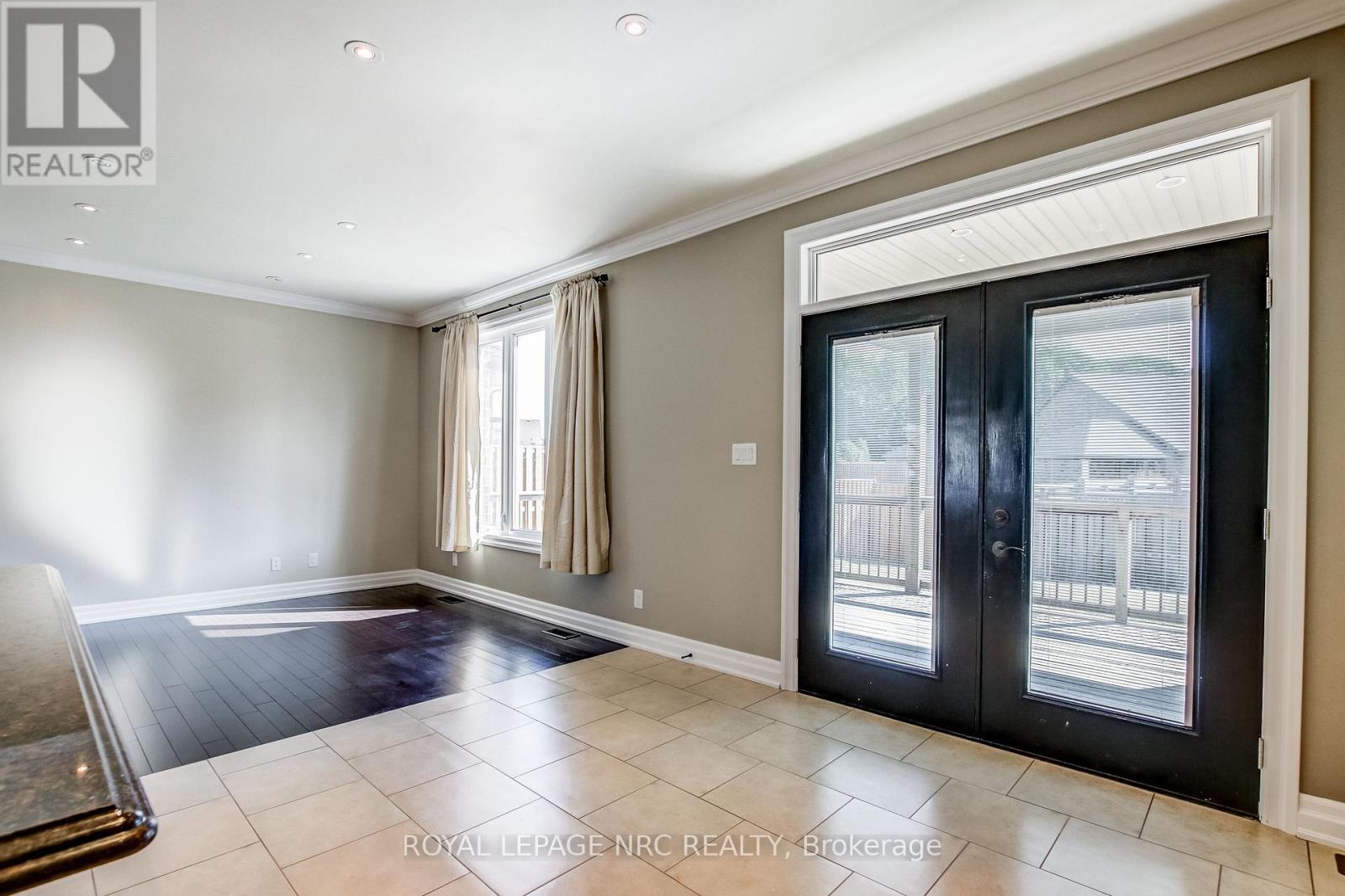 5784 Ironwood Street, Niagara Falls, Ontario  L2H 0G4 - Photo 11 - X12675346