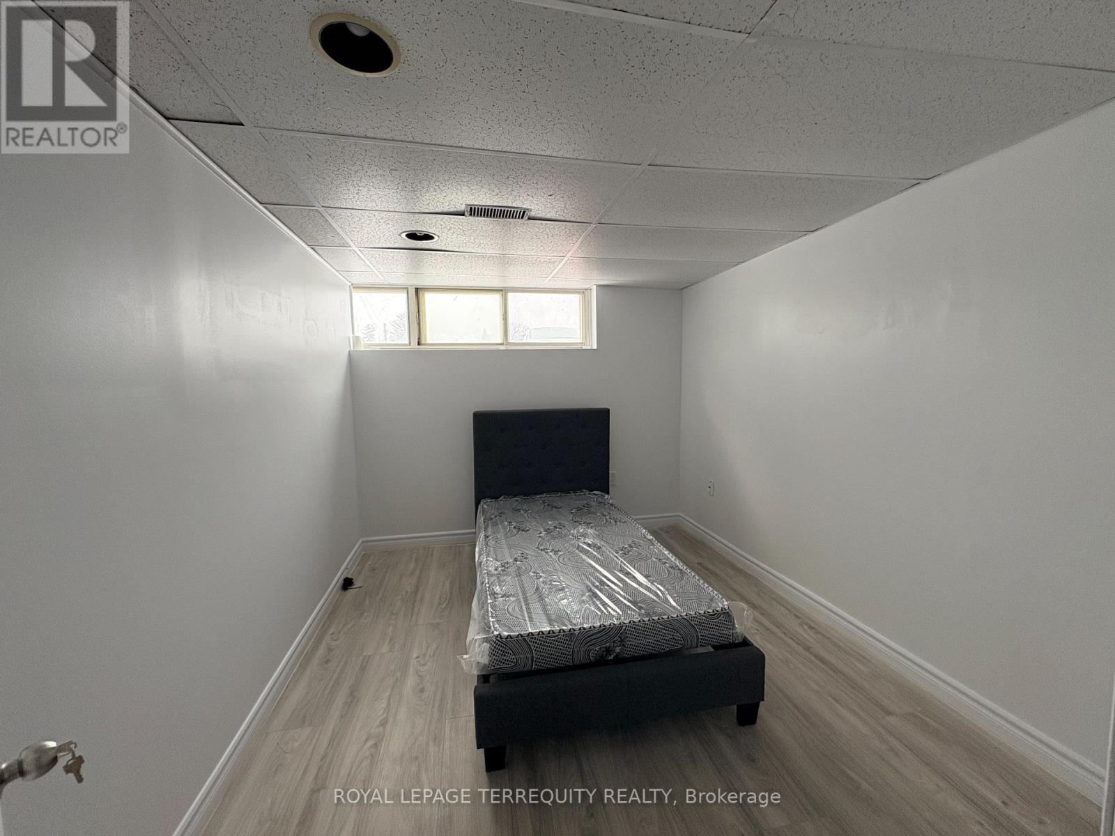 Bsmt - 29 Penzance Drive, Toronto, Ontario  M1K 4Z4 - Photo 17 - E12629972