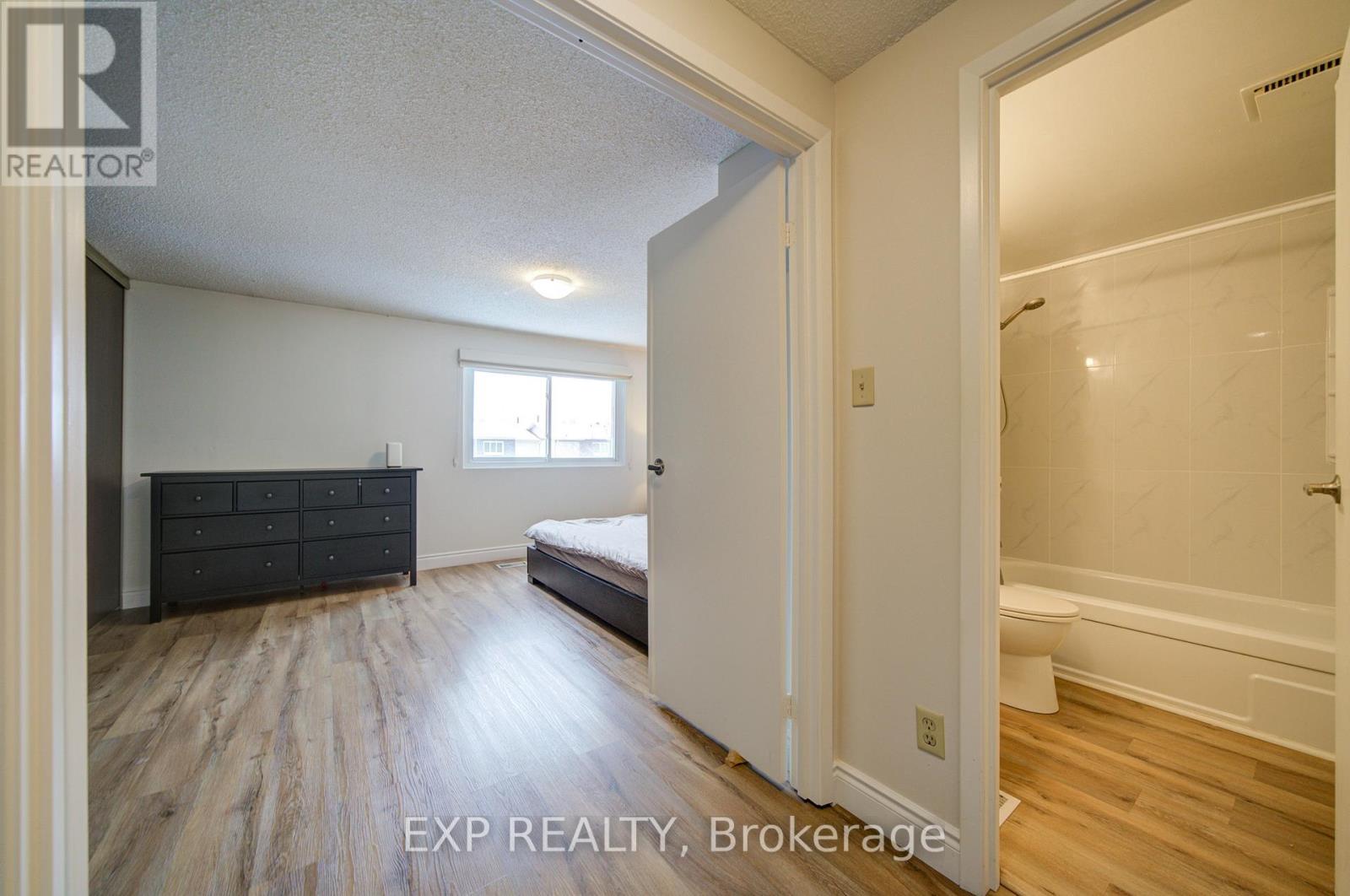 12 Sadlee Cove Crescent, Toronto, Ontario  M1V 1Y4 - Photo 19 - E12673706