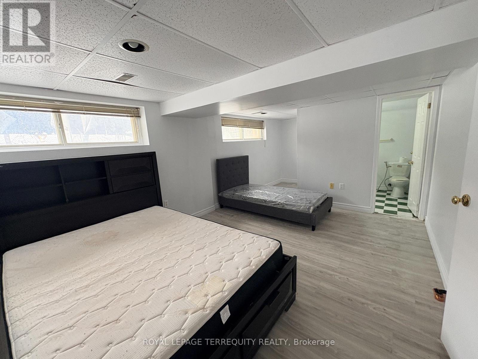 Bsmt - 29 Penzance Drive, Toronto, Ontario  M1K 4Z4 - Photo 5 - E12629972