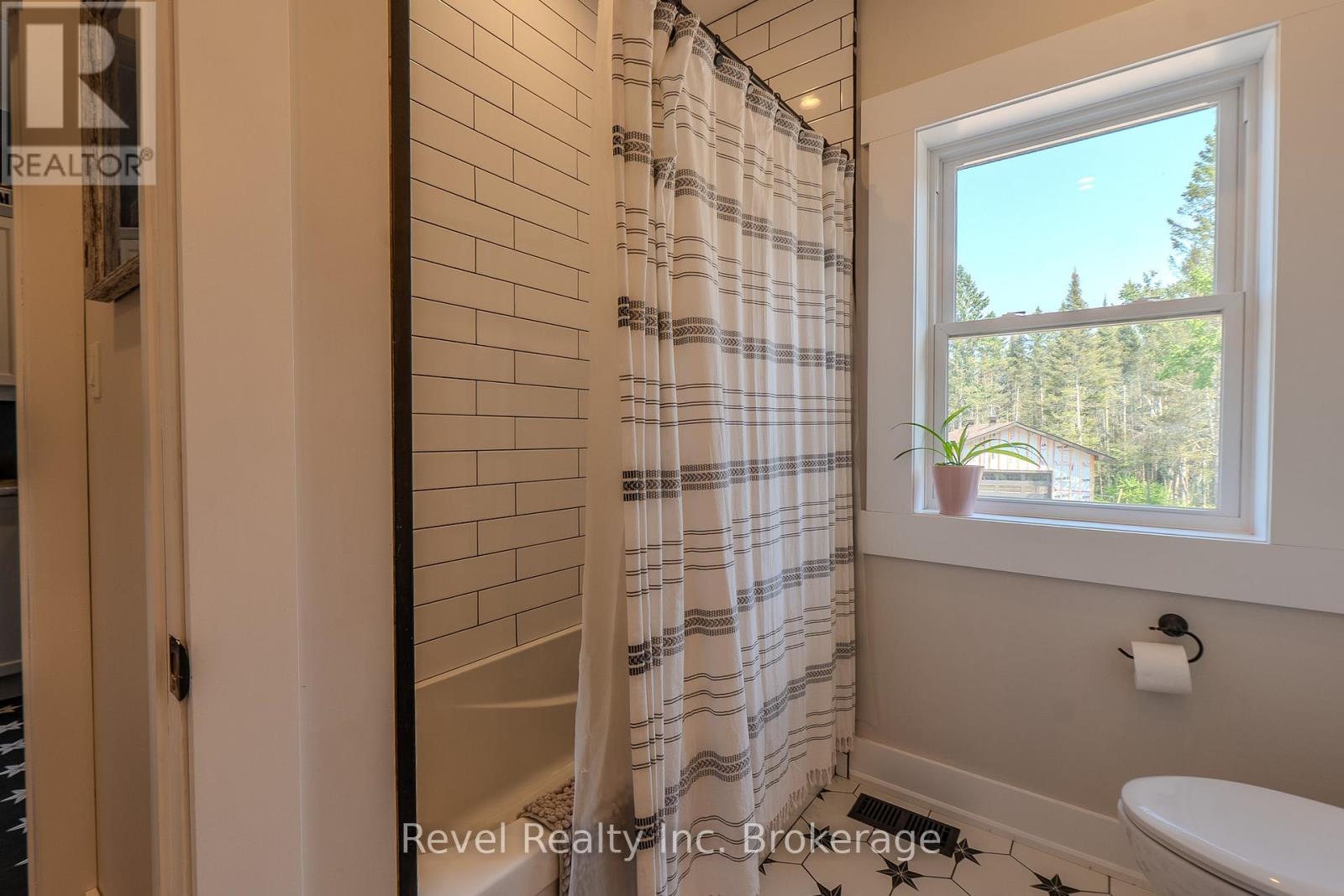 1196 River Road, Chisholm, Ontario  P0H 1B0 - Photo 32 - X12675370