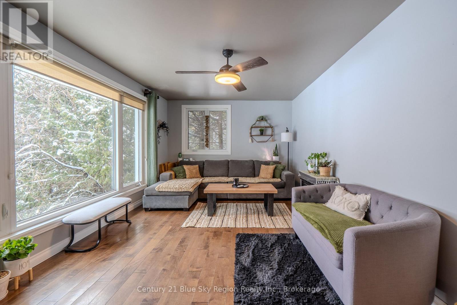 355 Anita Avenue, North Bay (Birchaven), Ontario  P1C 0A8 - Photo 12 - X12675442