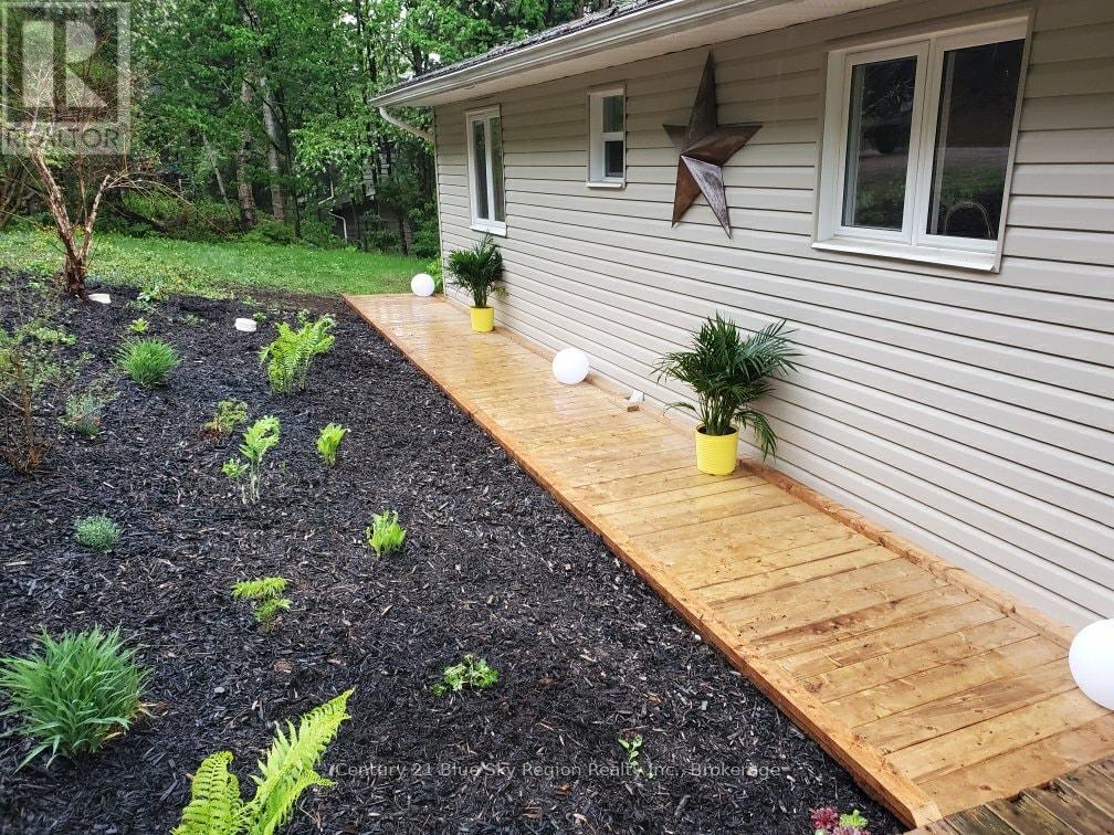 355 Anita Avenue, North Bay (Birchaven), Ontario  P1C 0A8 - Photo 40 - X12675442