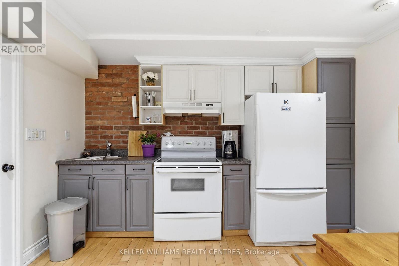 122a Neville Park Boulevard, Toronto, Ontario  M4E 3P8 - Photo 31 - E12674206