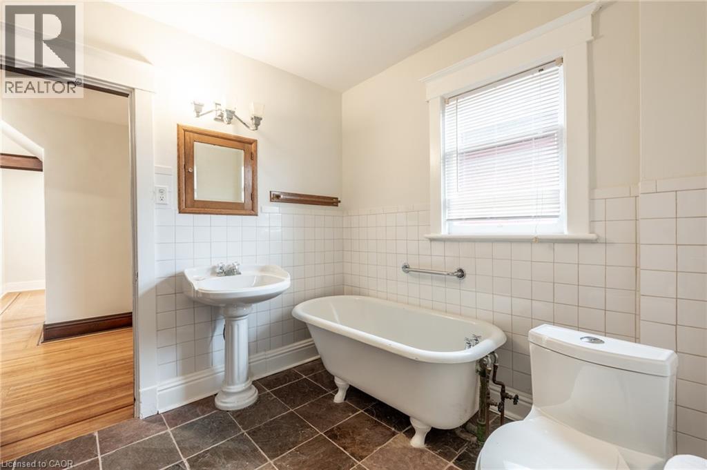 17 Barnesdale Avenue N, Hamilton, Ontario  L8L 6R4 - Photo 20 - 40796518