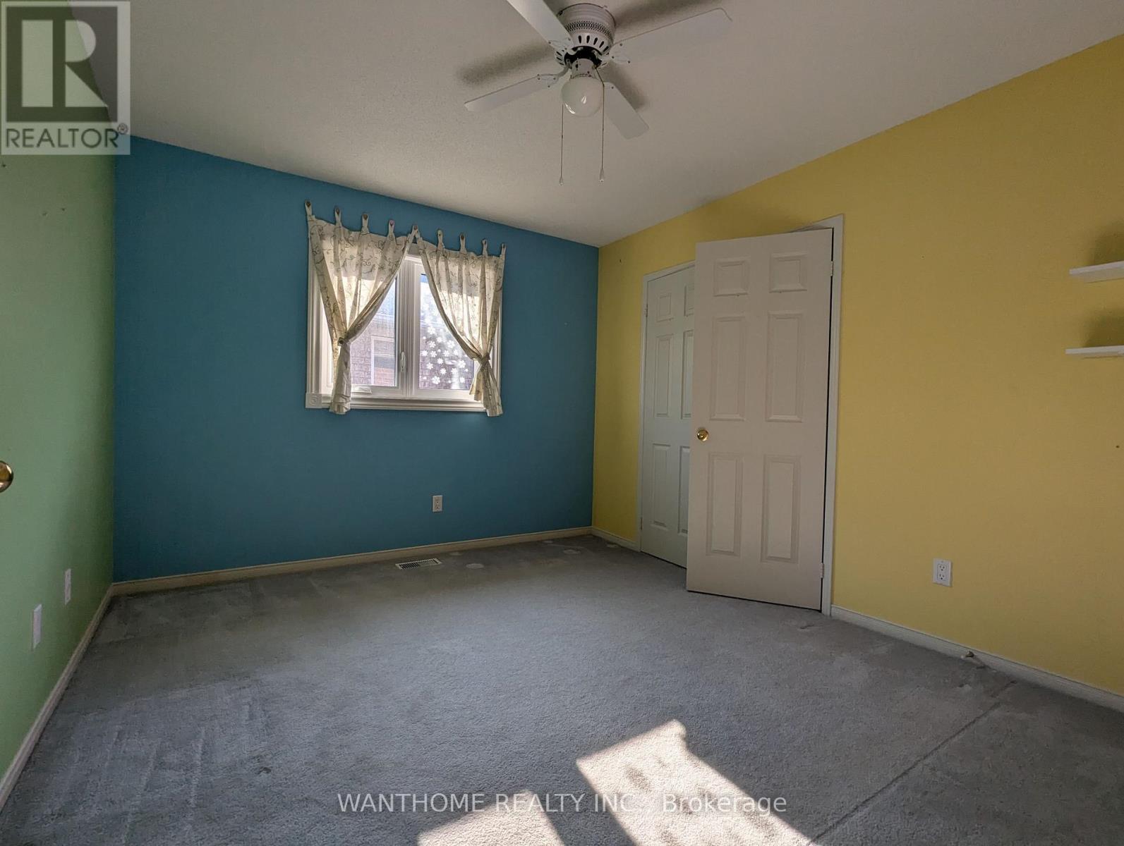 5533 Loonlake Avenue, Mississauga, Ontario  L5V 2E3 - Photo 9 - W12650866