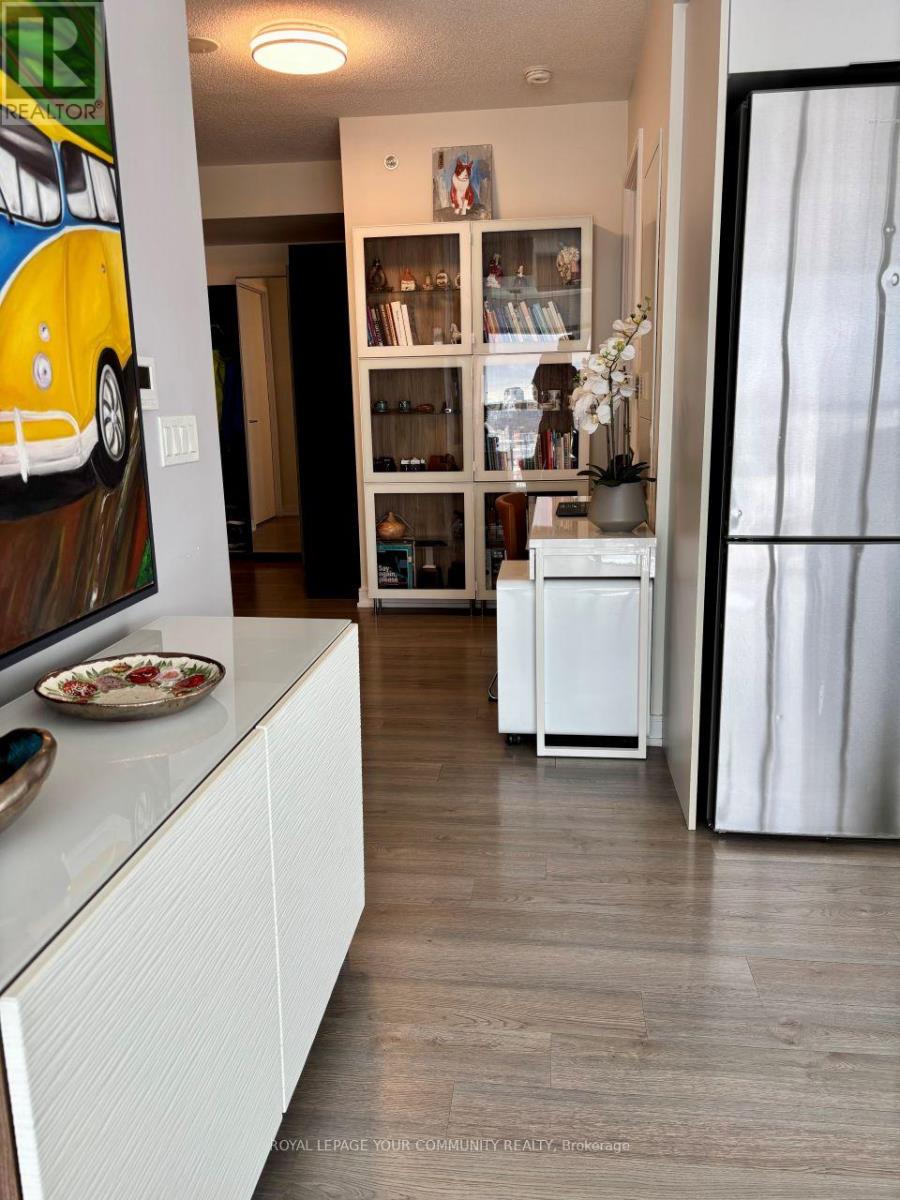 1307 - 20 Thomas Riley Road N, Toronto, Ontario  M9B 0C3 - Photo 19 - W12674526