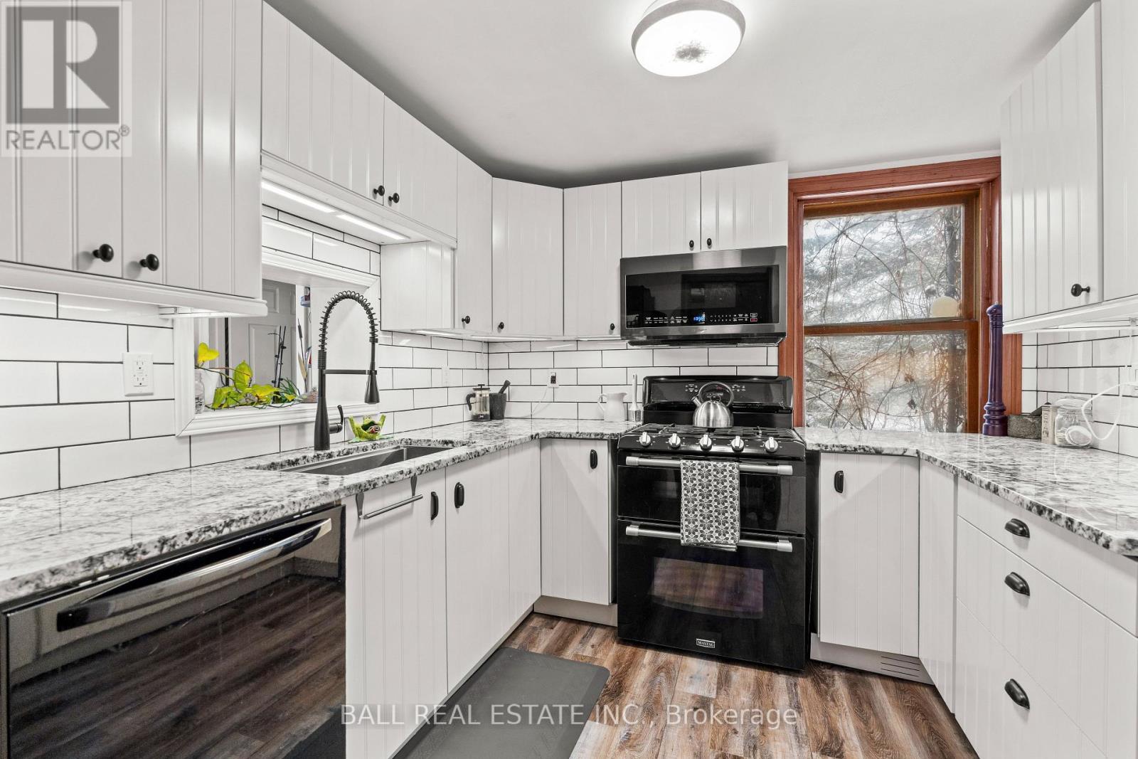 1416 Fleetwood Road, Kawartha Lakes, Ontario  L0A 1A0 - Photo 11 - X12675412