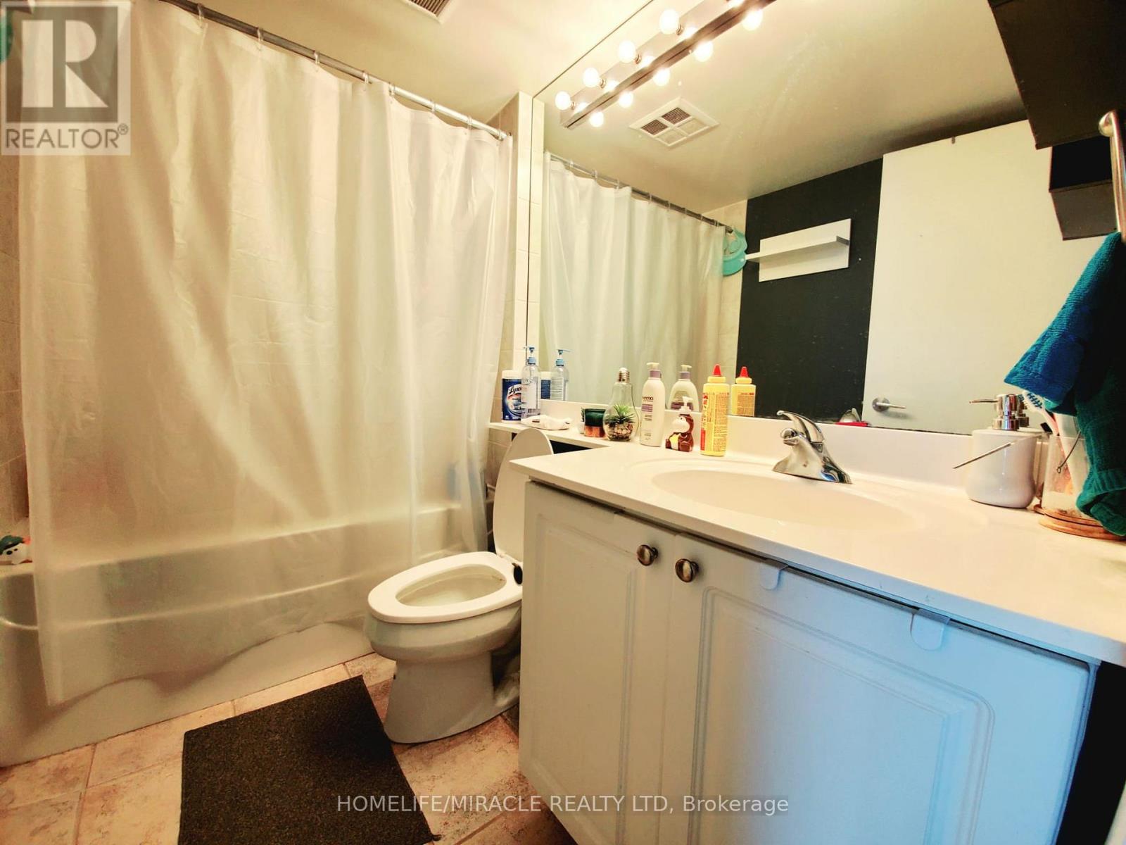 3410 - 219 Fort York Boulevard, Toronto, Ontario  M5V 1B1 - Photo 5 - C12675308