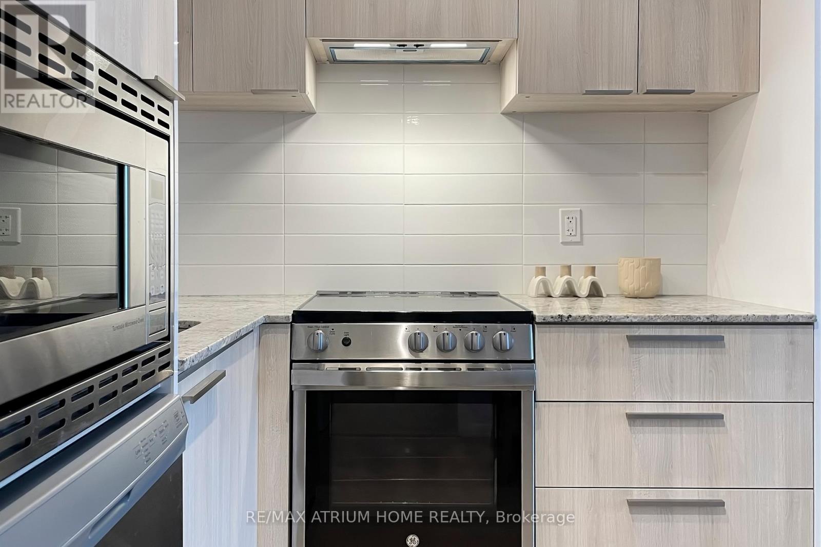 2611 - 501 Yonge Street, Toronto, Ontario  M4Y 0G8 - Photo 27 - C12675344