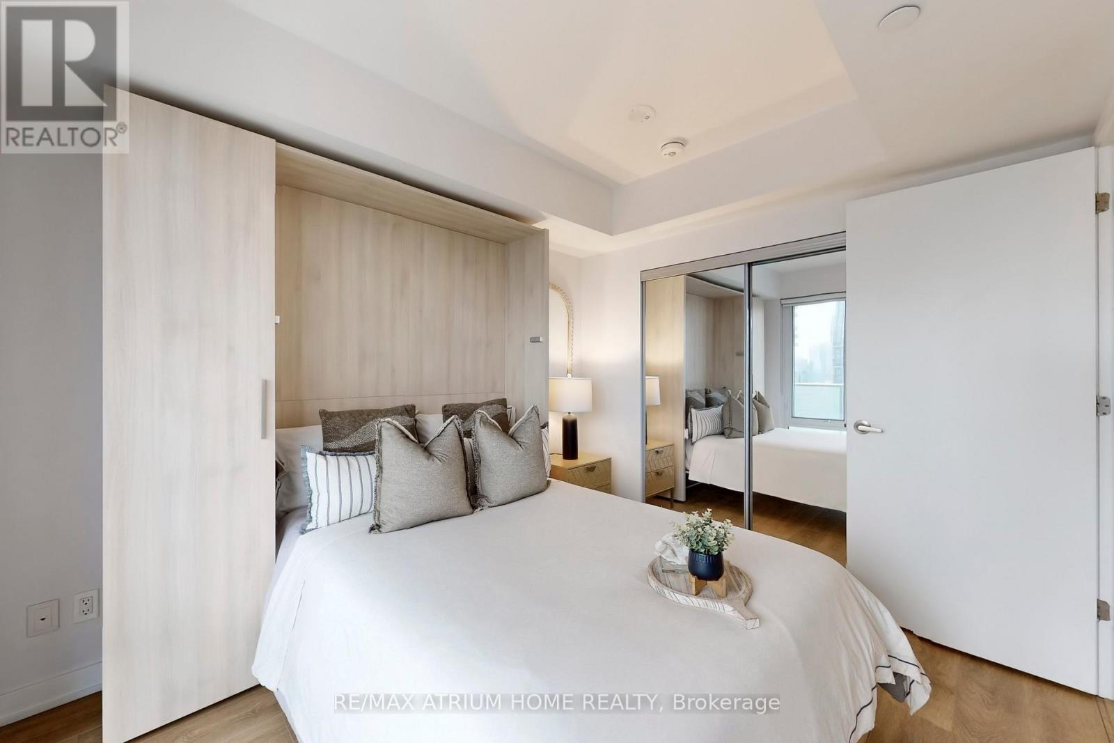 2611 - 501 Yonge Street, Toronto, Ontario  M4Y 0G8 - Photo 32 - C12675344