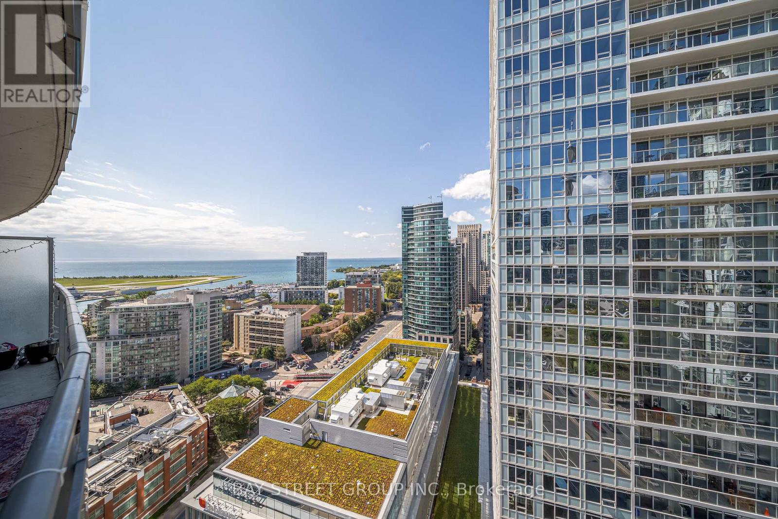 2807 - 38 Dan Leckie Way, Toronto, Ontario  M5V 2V6 - Photo 15 - C12675356