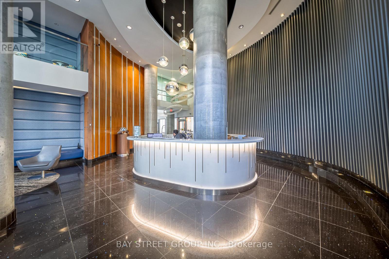 2807 - 38 Dan Leckie Way, Toronto, Ontario  M5V 2V6 - Photo 18 - C12675356