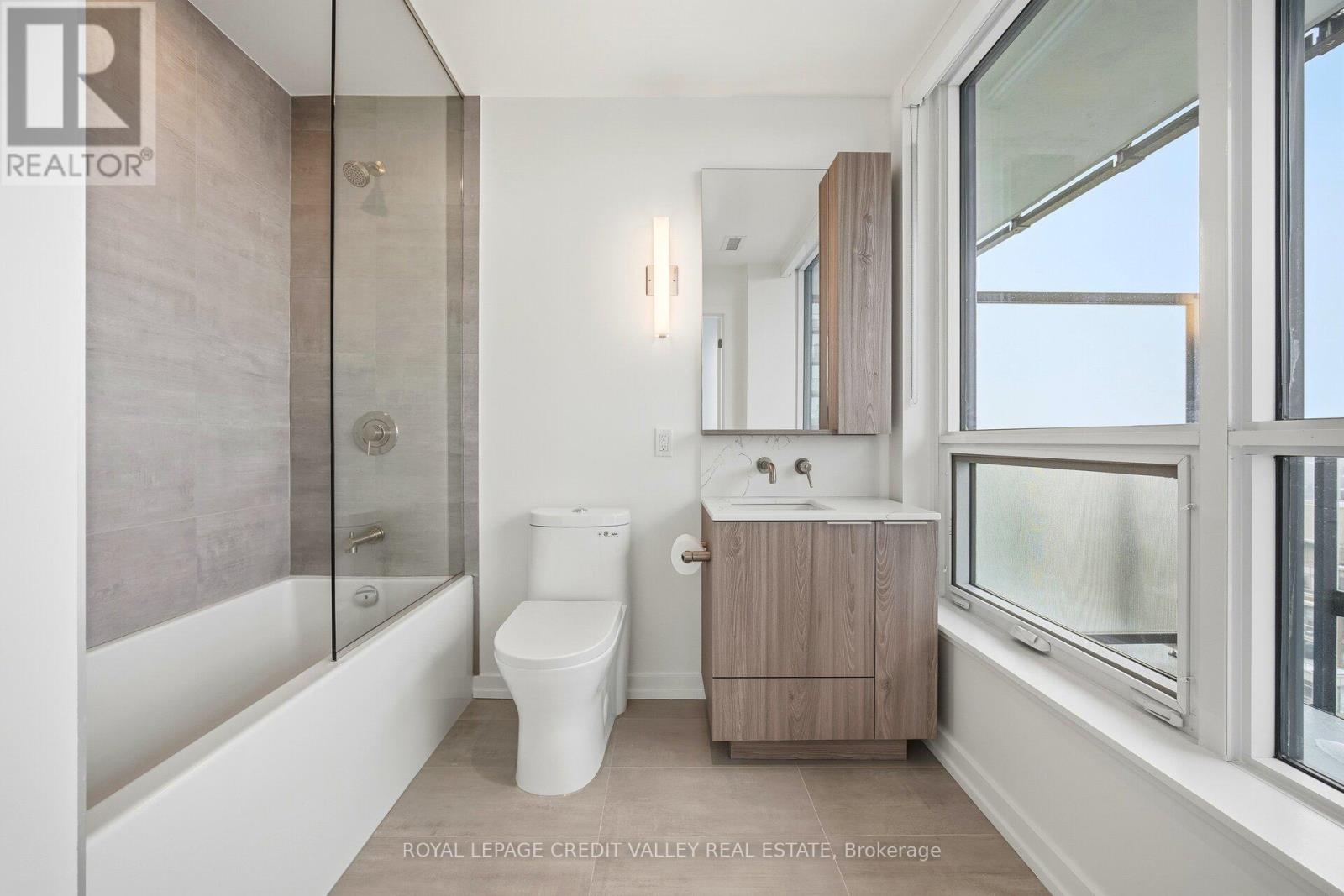 2012 - 110 Broadway Avenue, Toronto, Ontario  M4P 1V7 - Photo 15 - C12675374