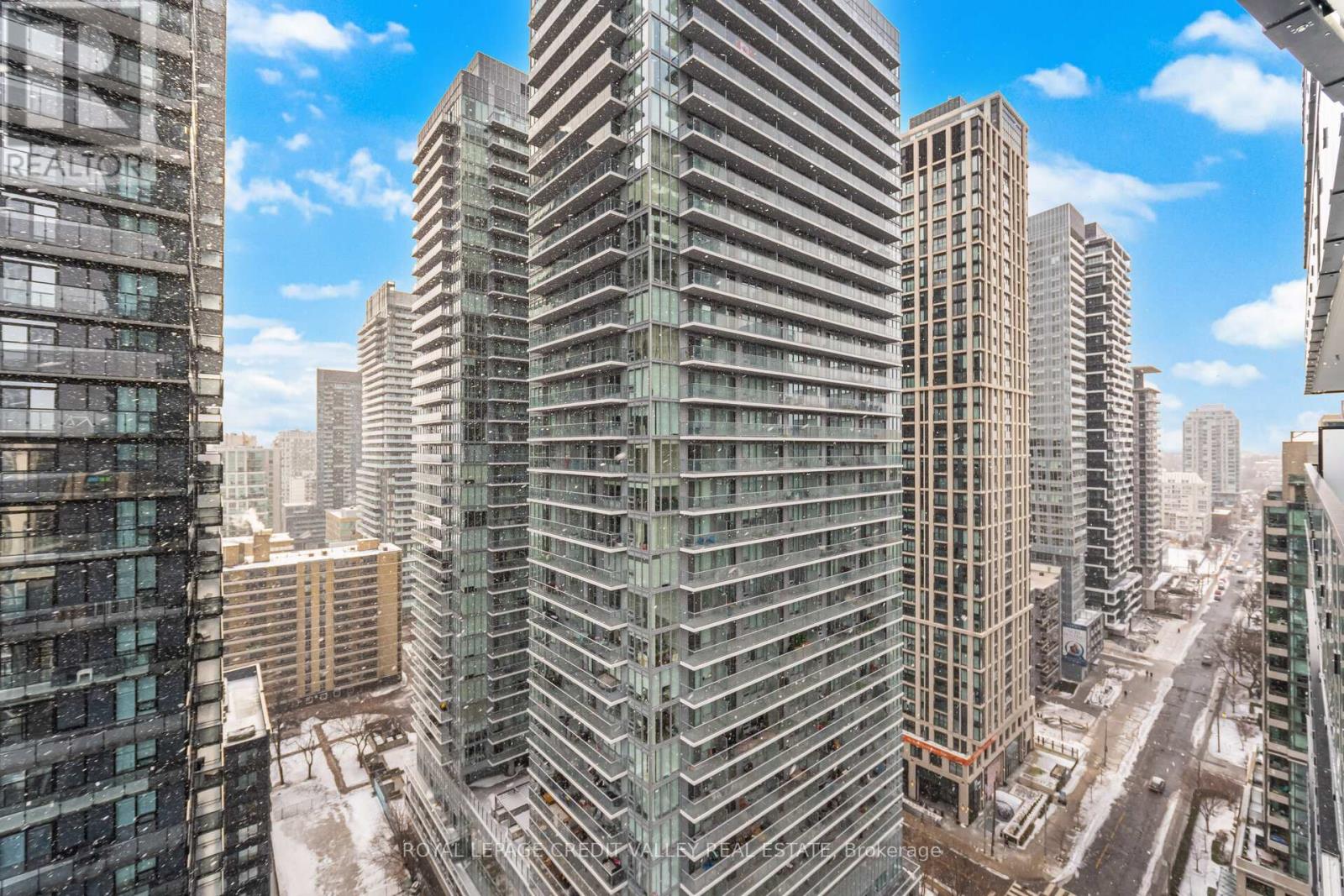 2012 - 110 Broadway Avenue, Toronto, Ontario  M4P 1V7 - Photo 21 - C12675374