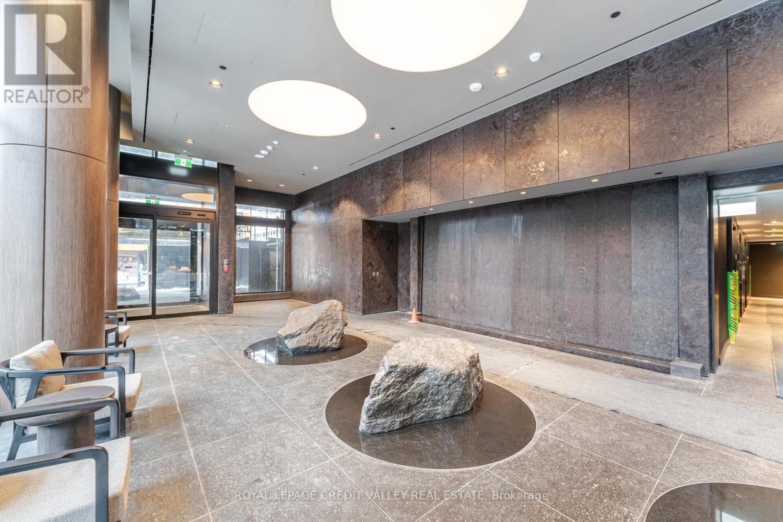 2012 - 110 Broadway Avenue, Toronto, Ontario  M4P 1V7 - Photo 3 - C12675374