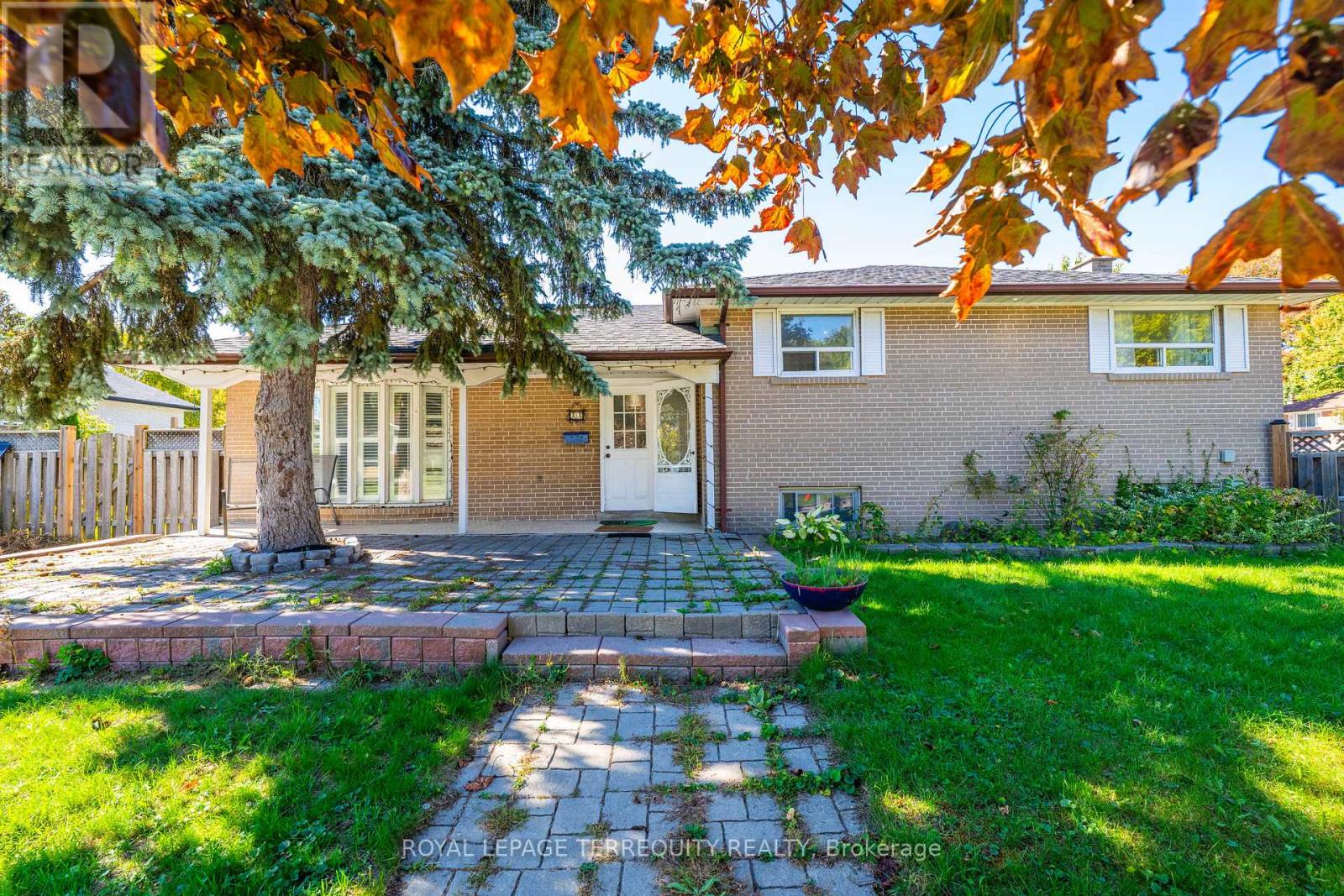 22 BRIGHTSIDE DRIVE, Toronto, Ontario