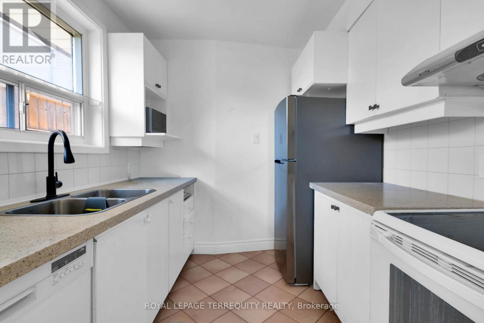 22 Brightside Drive, Toronto, Ontario  M1E 3Z1 - Photo 12 - E12675372