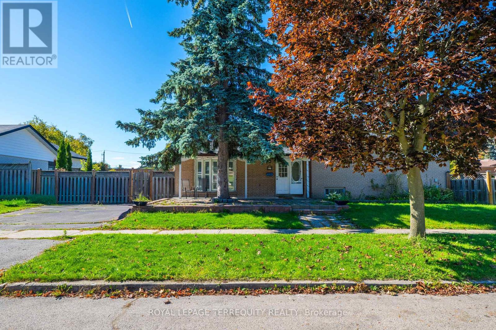 22 Brightside Drive, Toronto, Ontario  M1E 3Z1 - Photo 4 - E12675372