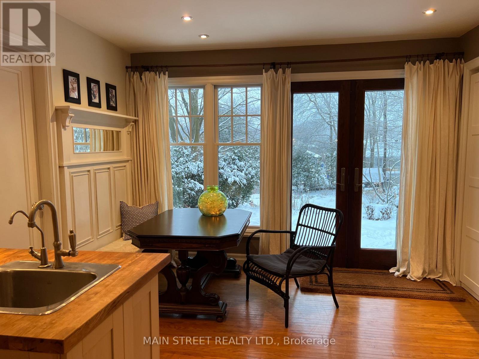 68 Hillview Drive, Newmarket, Ontario  L3Y 4H9 - Photo 14 - N12675388